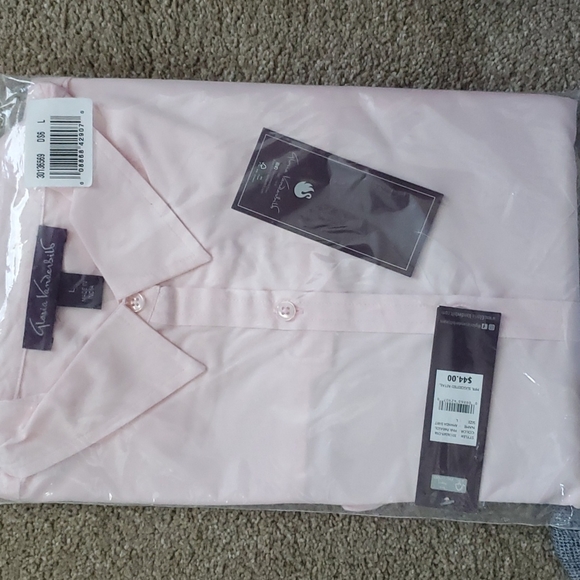 Gloria Vanderbilt Tops - Brand new blouse